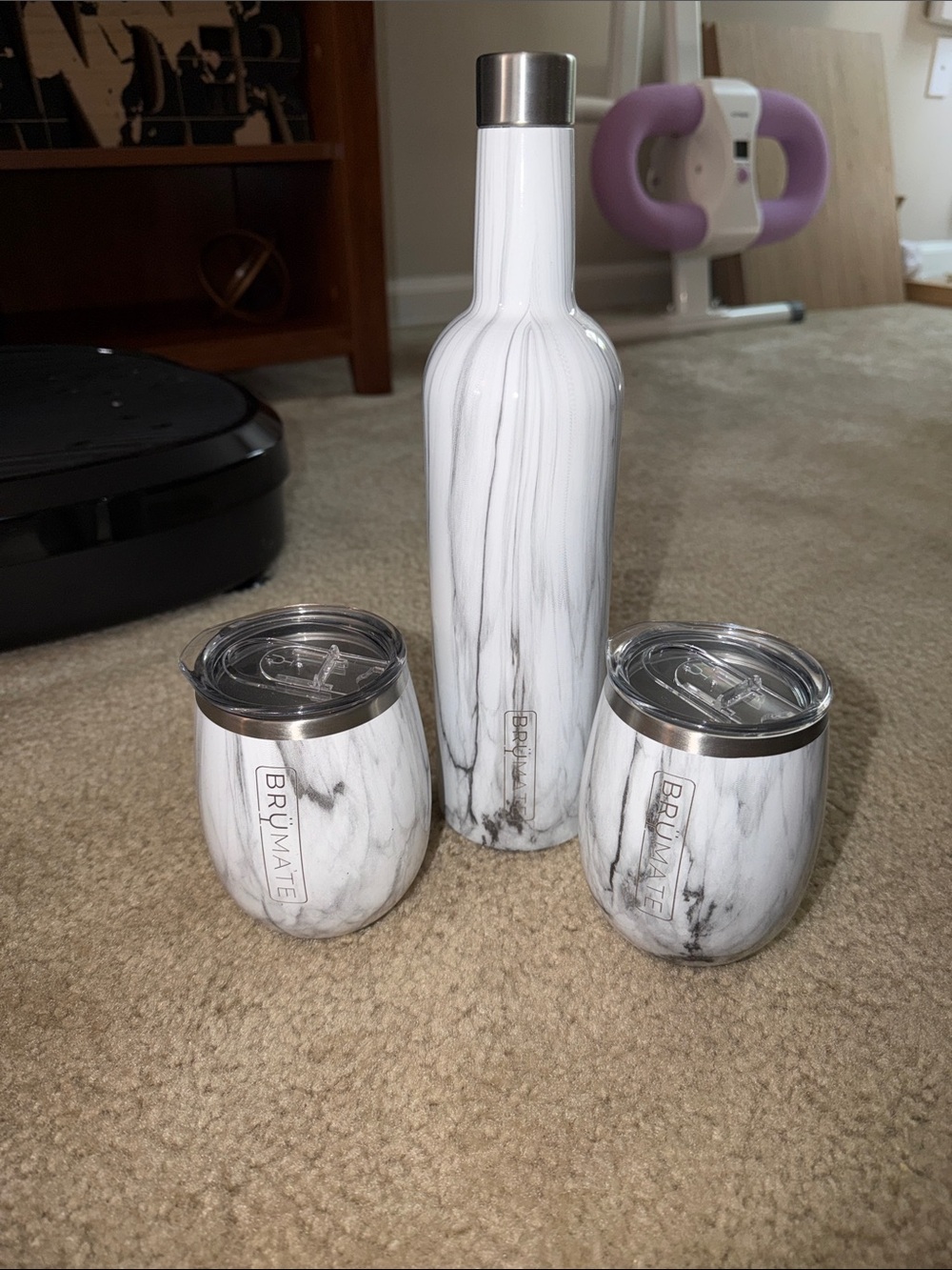 BrüMate White Marble Insulated Bottle and 2 Stemless Tumblers